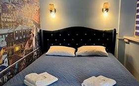 Little Paris Apartment